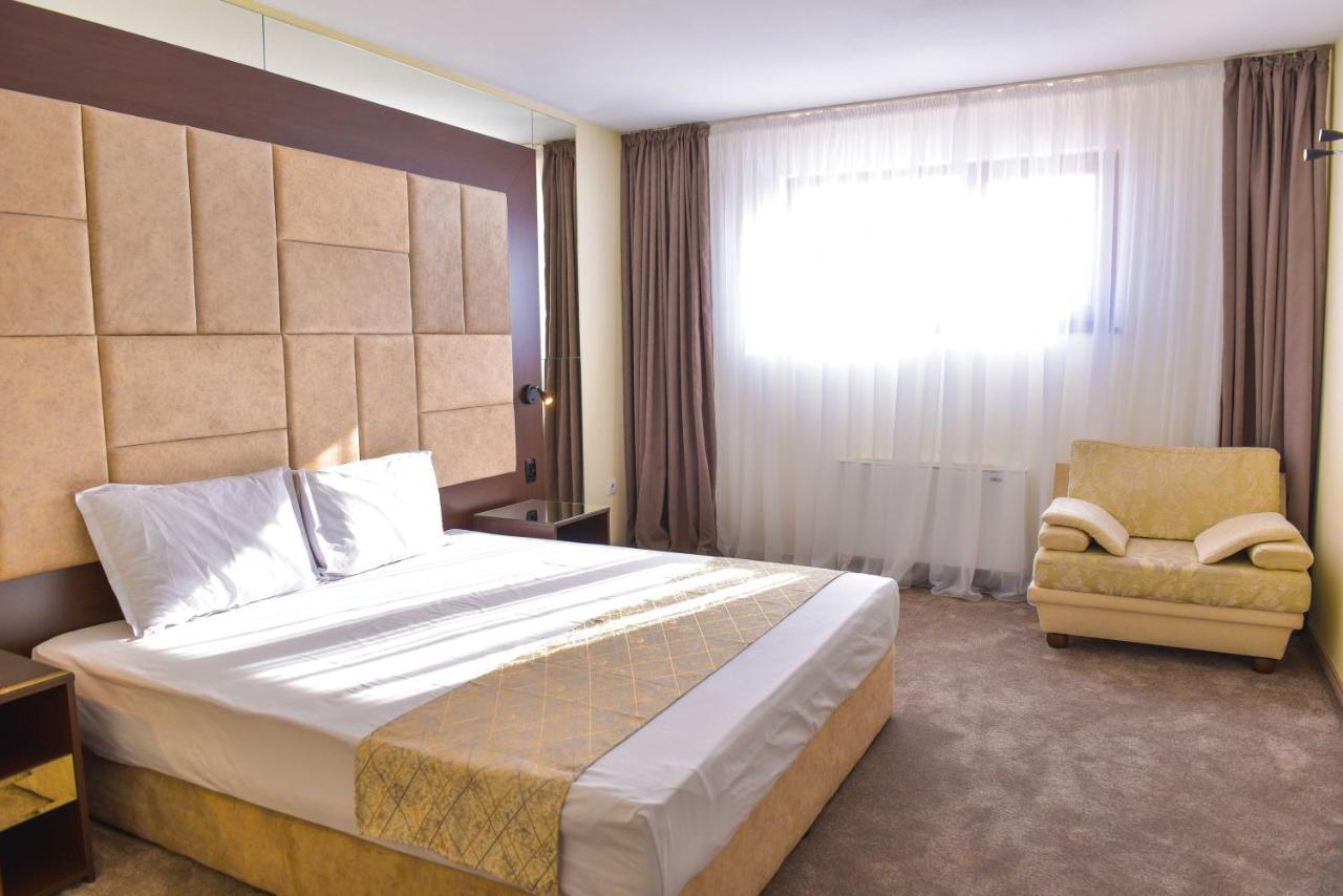Family Hotel The View & Spa Cigov Csark Kültér fotó