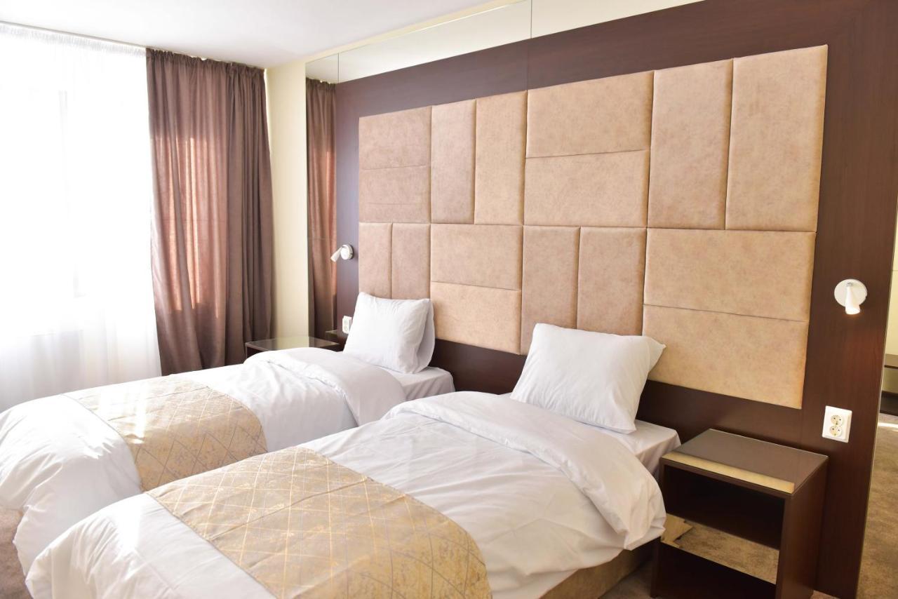 Family Hotel The View & Spa Cigov Csark Kültér fotó