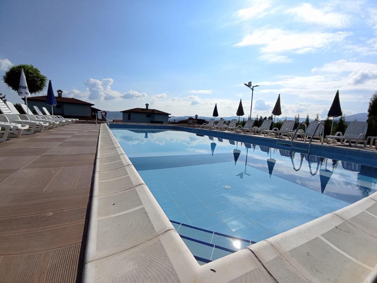 Family Hotel The View & Spa Cigov Csark Kültér fotó